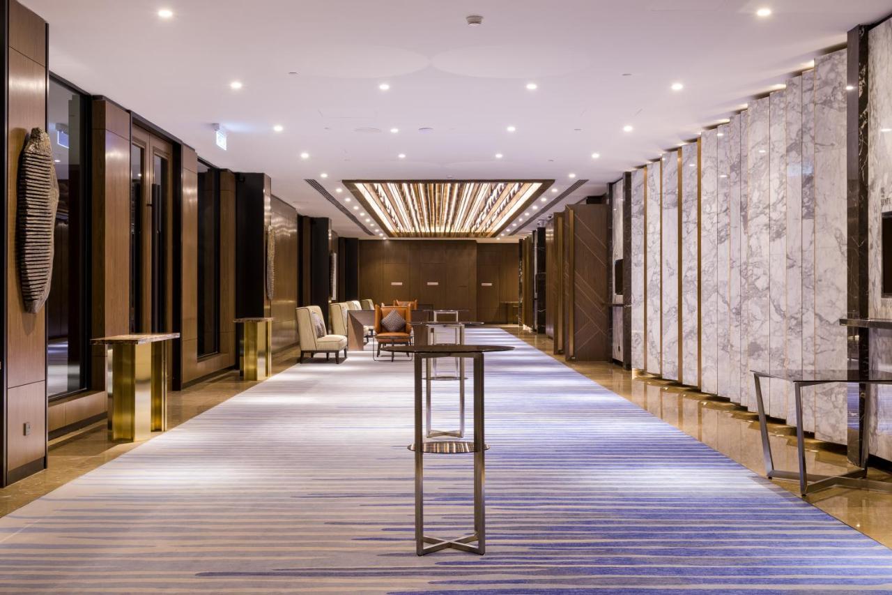 Hotel M & 5*