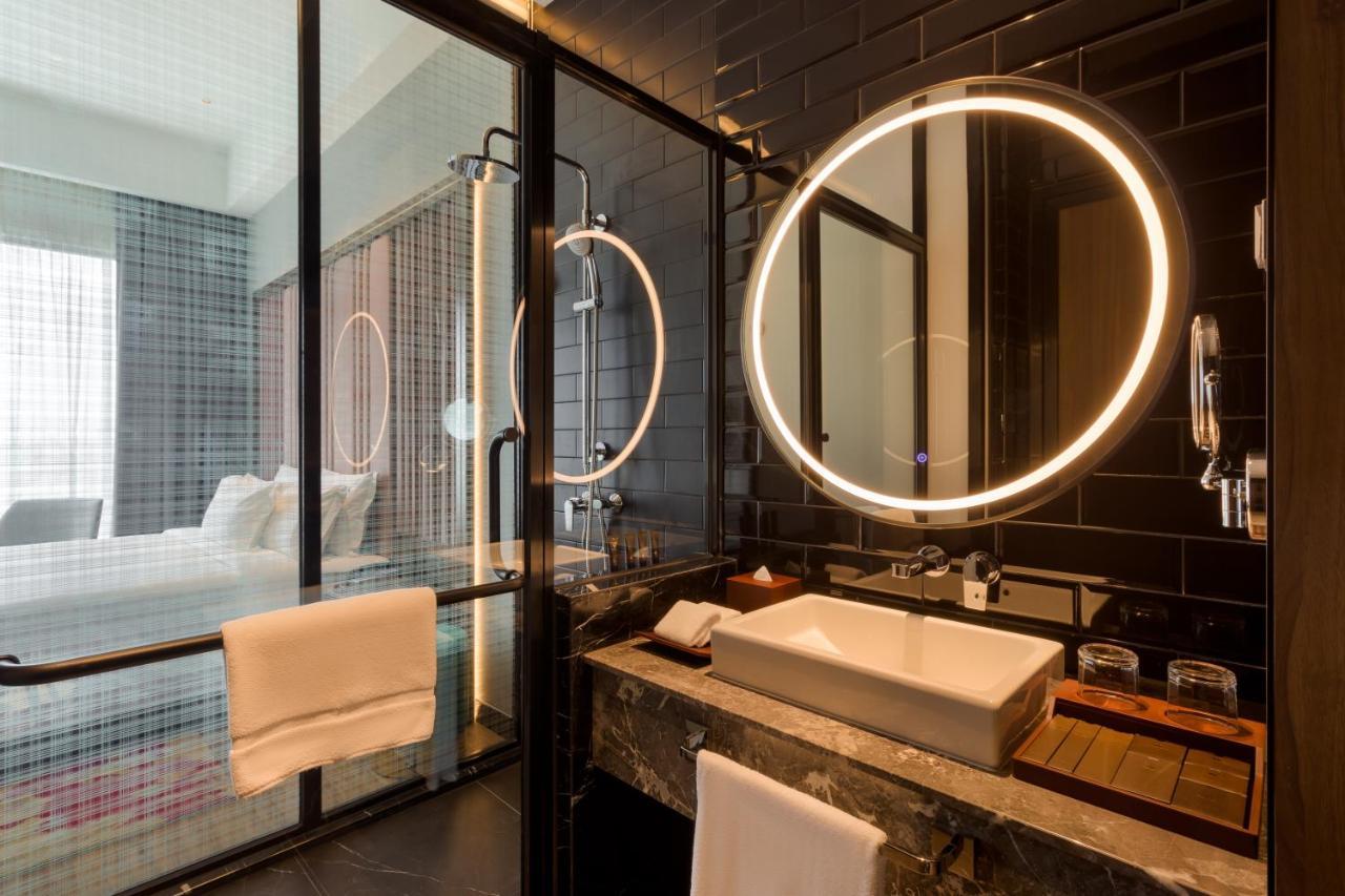 Hotel M & 5*