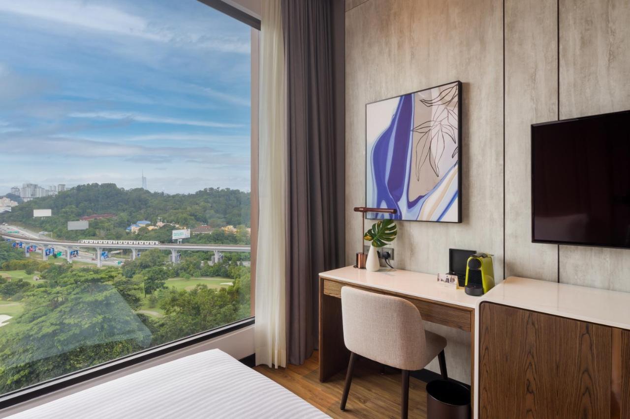 M & Hotel 5*